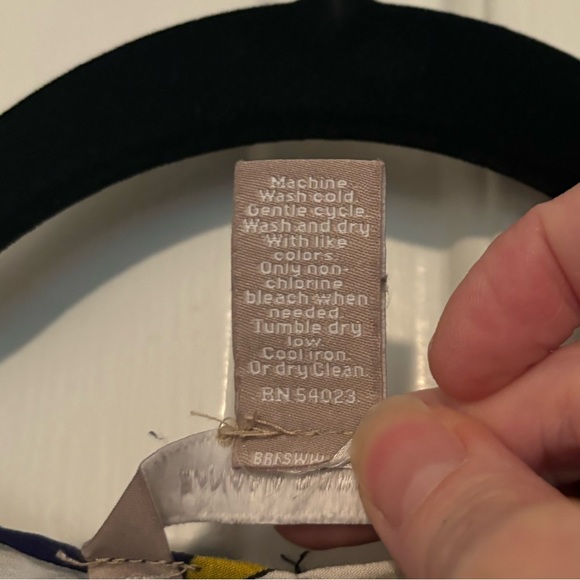 SP Banana Republic multi-color paisley print shell - Picture 5 of 8